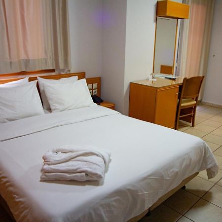Elena Hotel コザニ エクステリア 写真