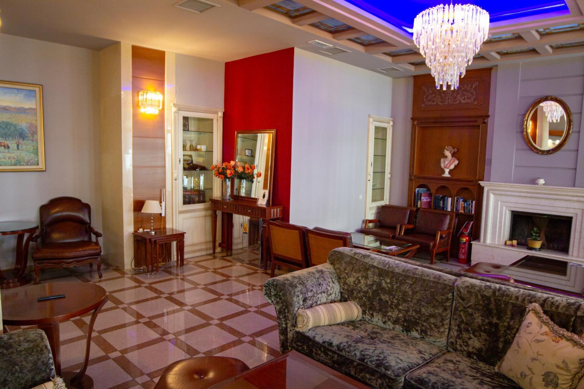 Elena Hotel コザニ エクステリア 写真
